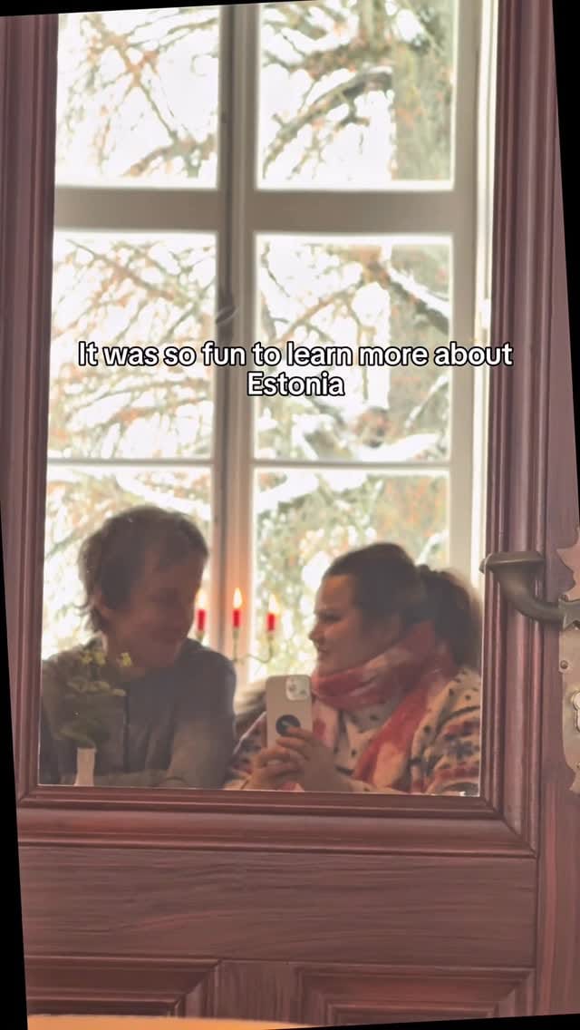 Post 4 by Lauren Reinik on Instagram (video)