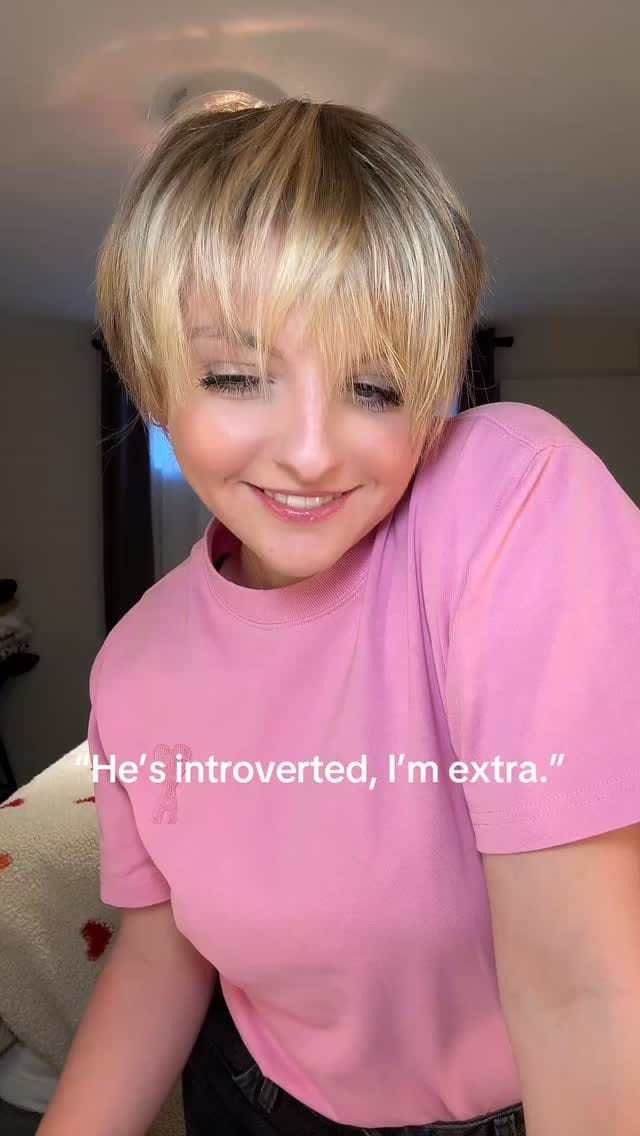 Post 3 by 𝕊𝕠𝕝𝕖̀𝕟𝕖 𝕄𝕒𝕫𝕚𝕟𝕘𝕦𝕖 on Instagram (video)