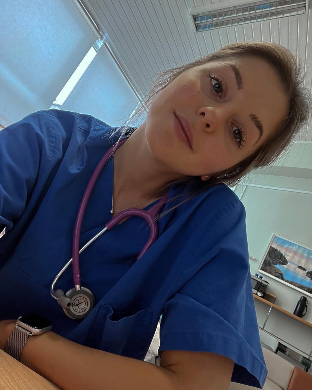 Post 10 by Jeva Skarlet - doctor, mom & content creator on Instagram (image)