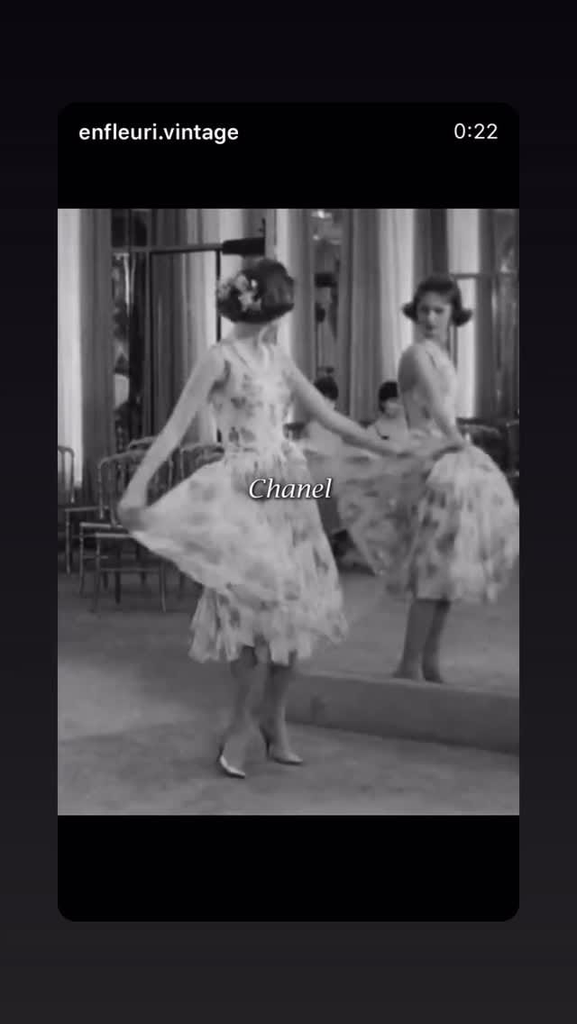 Post 2 by DERVİŞ BAĞZIBAĞLI KUMAŞ /  EMAAR AVM on Instagram (video)