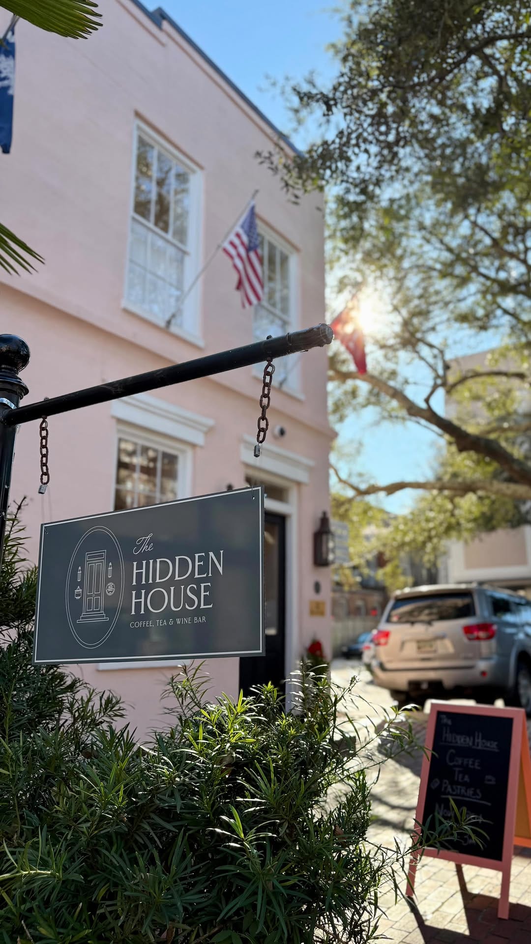 Post 9 by eat • drink • play | Charleston, SC on Instagram (video)