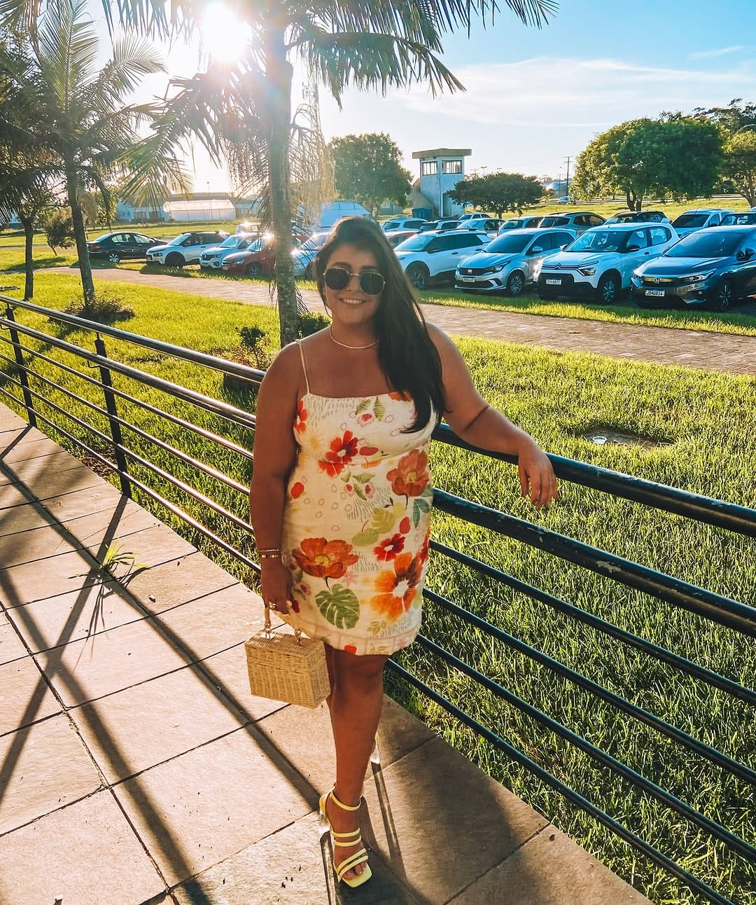 Post 6 by Thaís Gonçalves on Instagram (image)