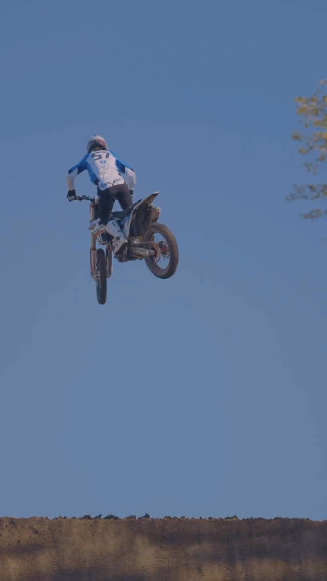 Post 5 by Harri Kullas on Instagram (video)