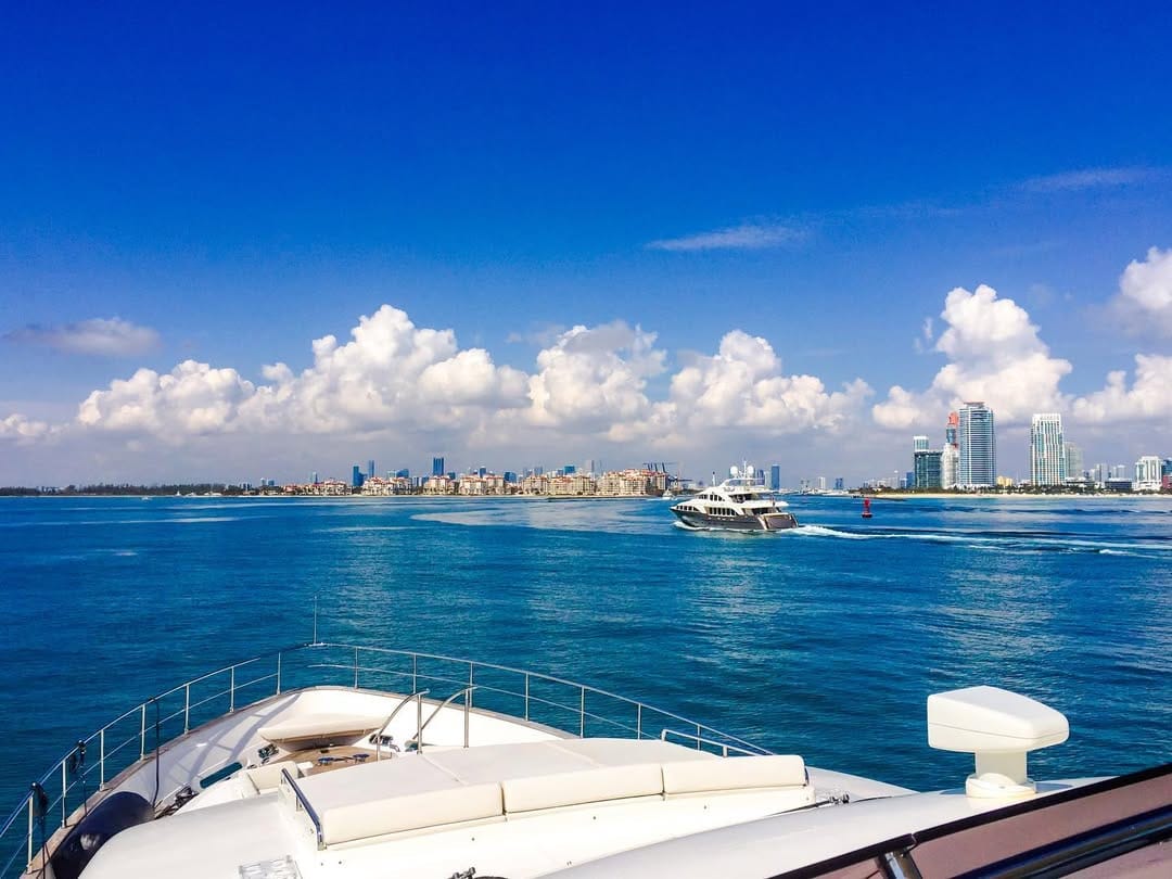 Post 10 by Dmetr Alexius on Instagram (image)