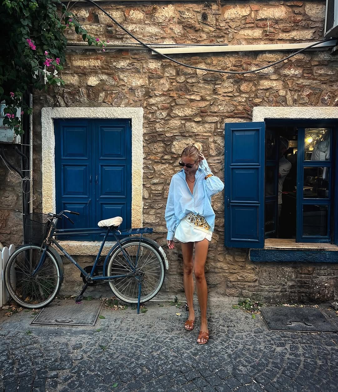 Post 4 by Darina Fernandesh on Instagram (image)