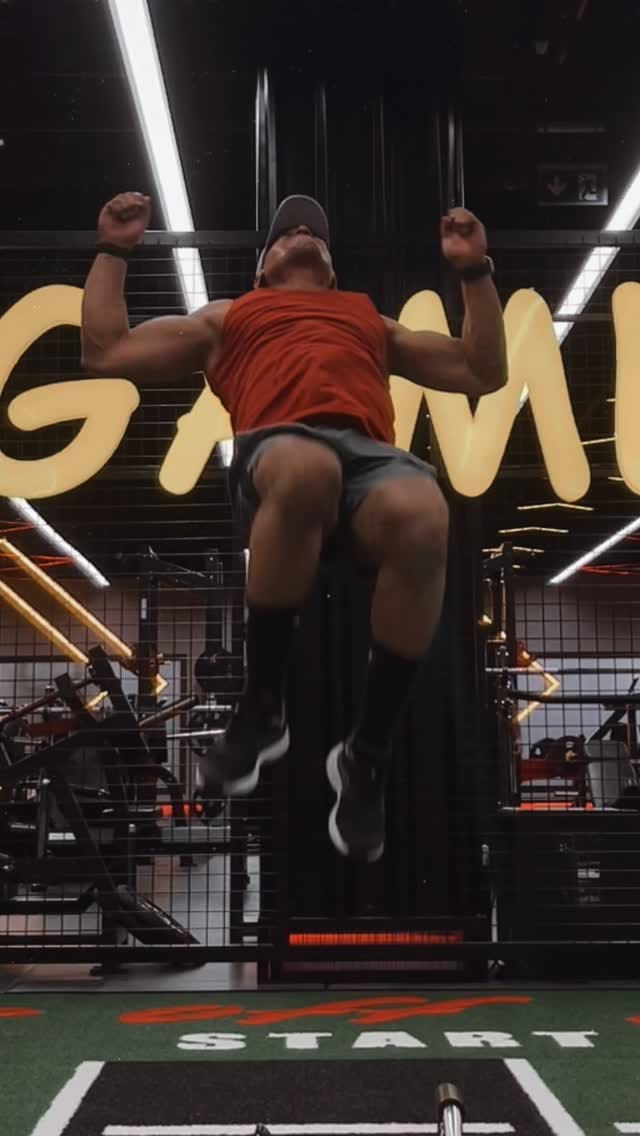 Post 2 by Mohamed El-Maghraby on Instagram (video)