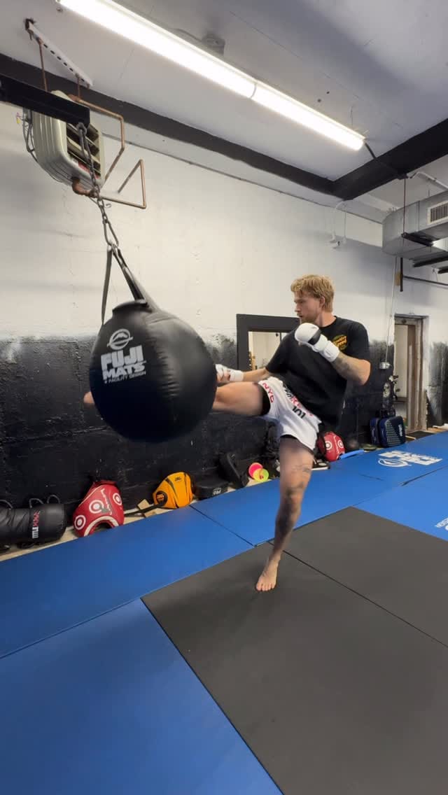 Post 10 by Mike Loop on Instagram (video)