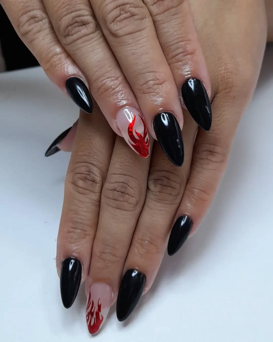 Post 10 by Ķ.nail on Instagram (image)
