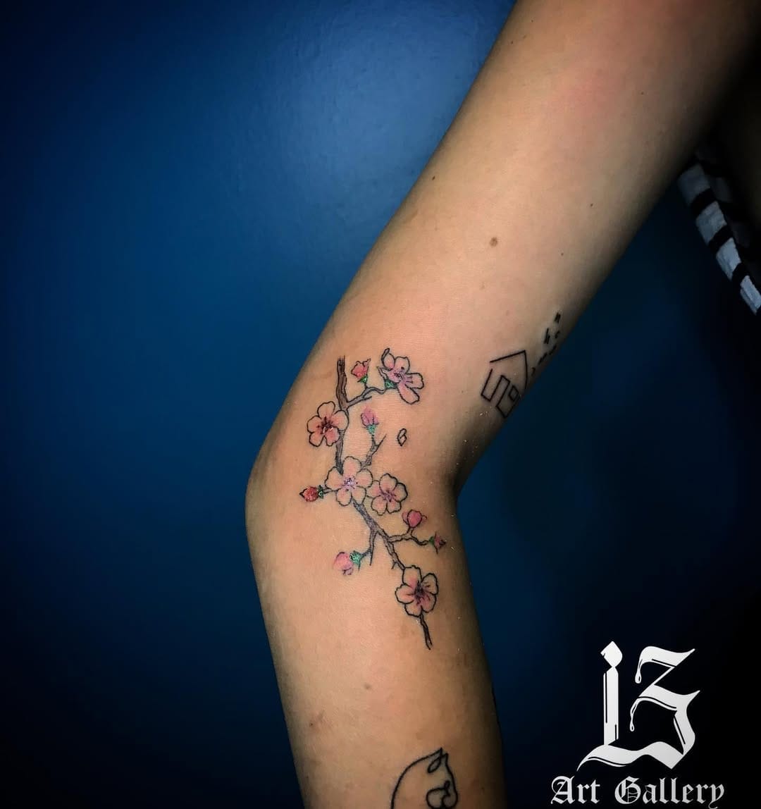 Post 9 by 13 ink Tattoo on Instagram (image)