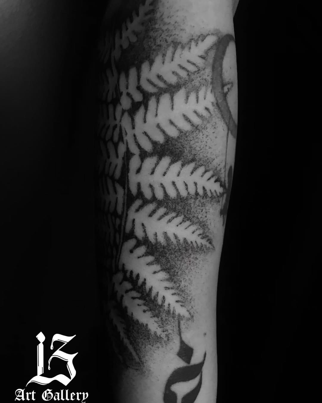 Post 10 by 13 ink Tattoo on Instagram (image)