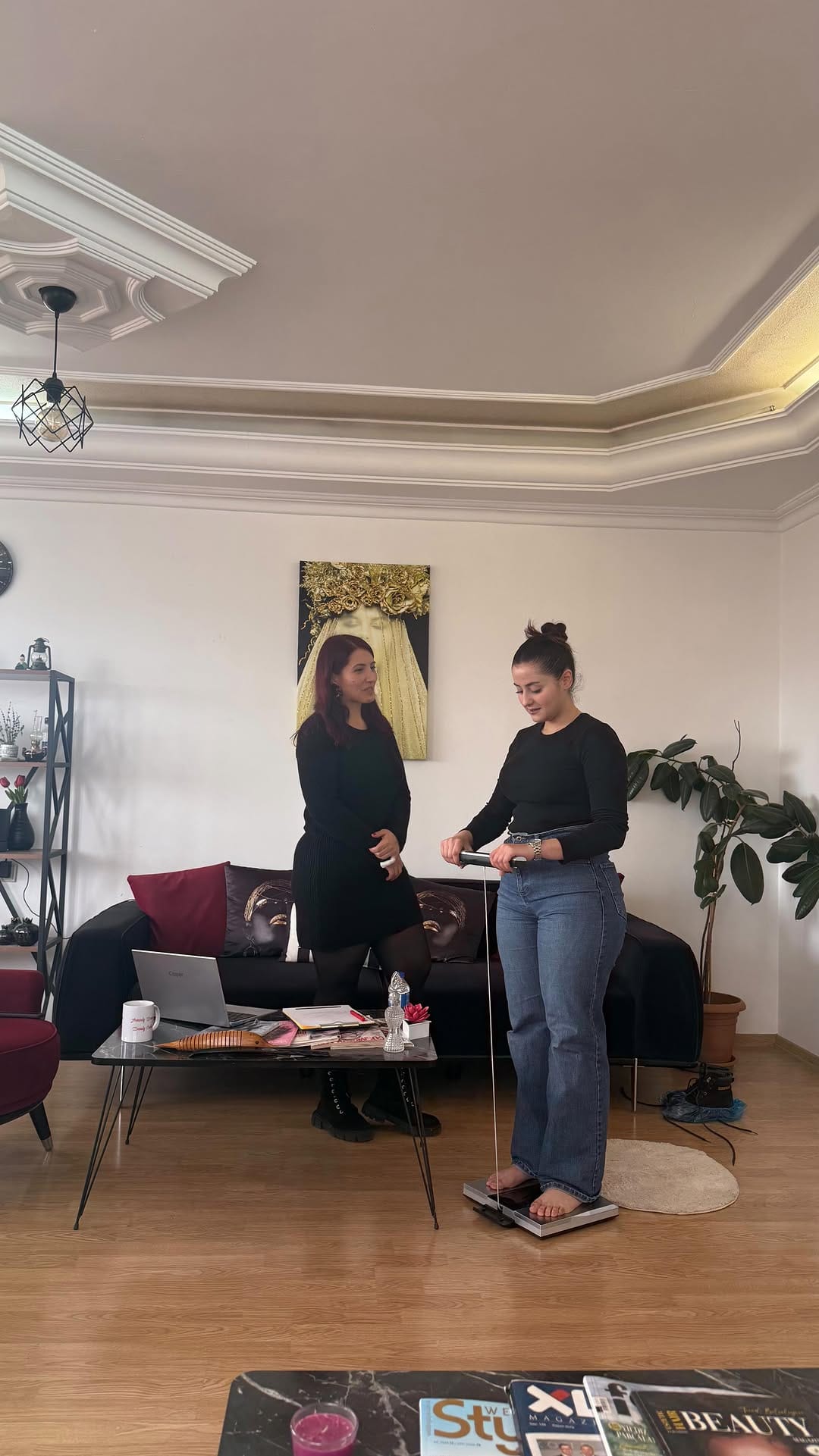 Post 1 by Antalya Kalıcı Makyaj ve Güzellik Merkezi on Instagram (video)