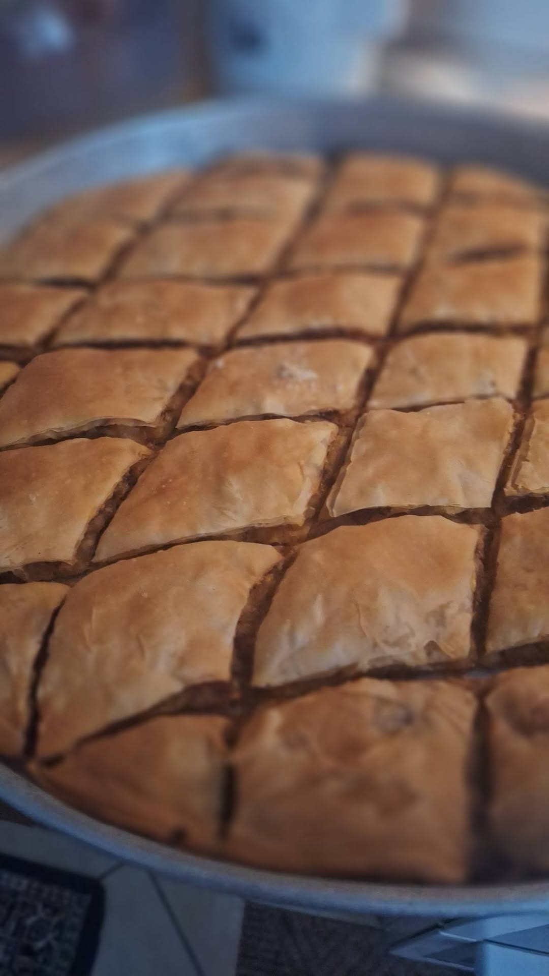 Post 8 by Emine Eryılmaz on Instagram (video)