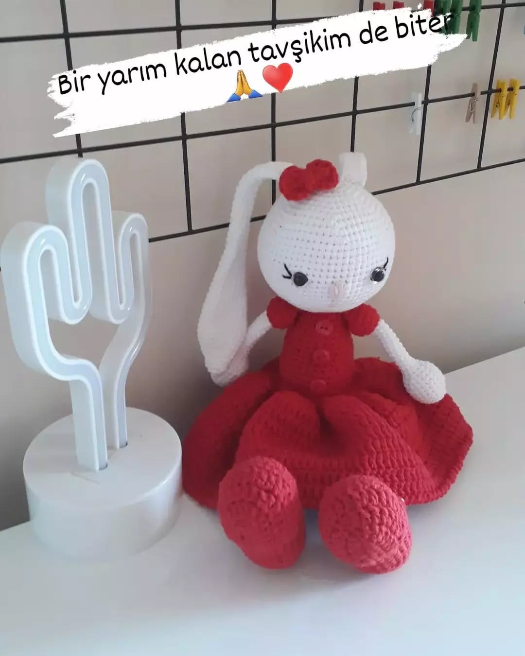 Post 2 by Neseli Hediyeler - İzmir on Instagram (image)