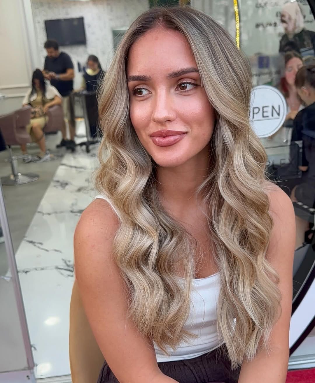 Post 5 by Mikail üzer alanyahairdresser -alanyahairextension on Instagram (image)