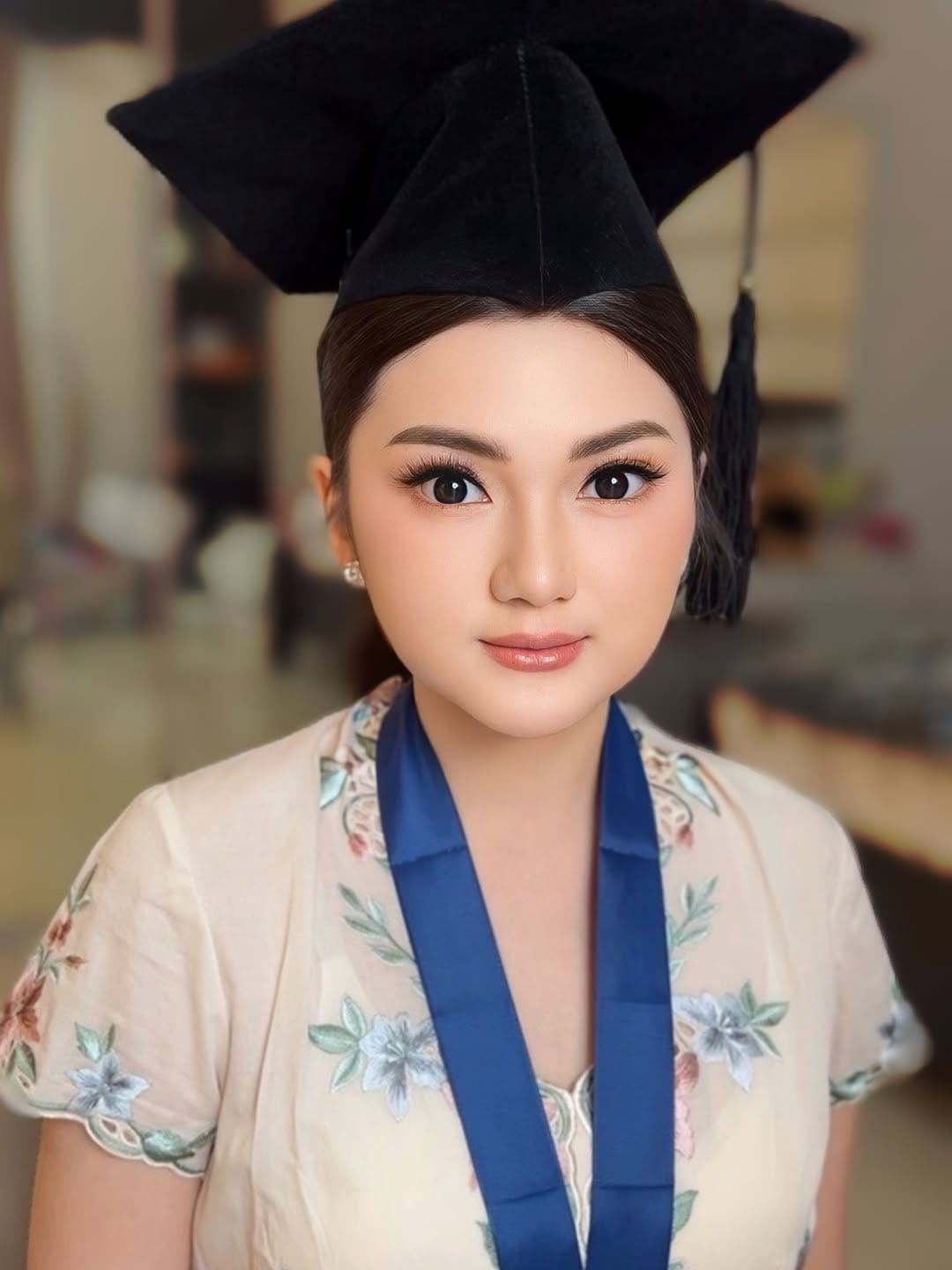 Post 2 by MUA Surabaya & Bali Sc2009 on Instagram (image)