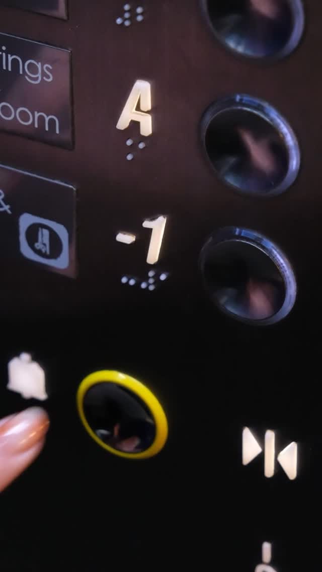 Post 3 by Miel Spa on Instagram (video)