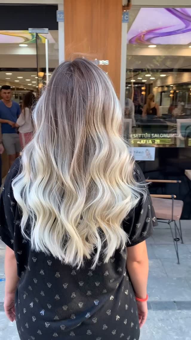 Post 7 by Erdal önal kuaför _makeup on Instagram (video)