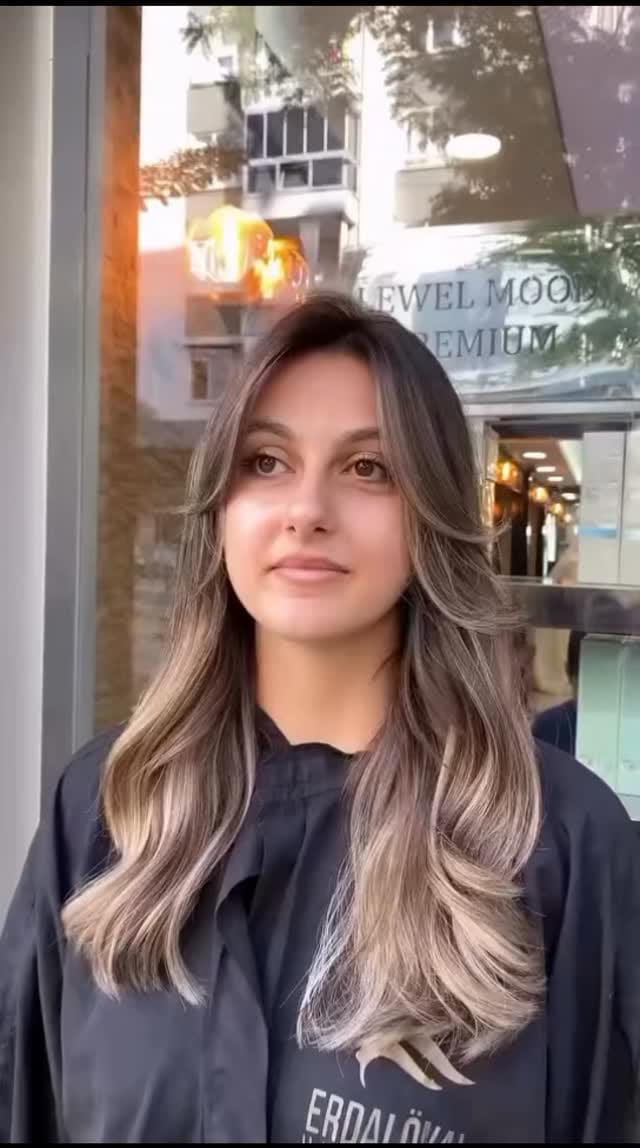 Post 2 by Erdal önal kuaför _makeup on Instagram (video)