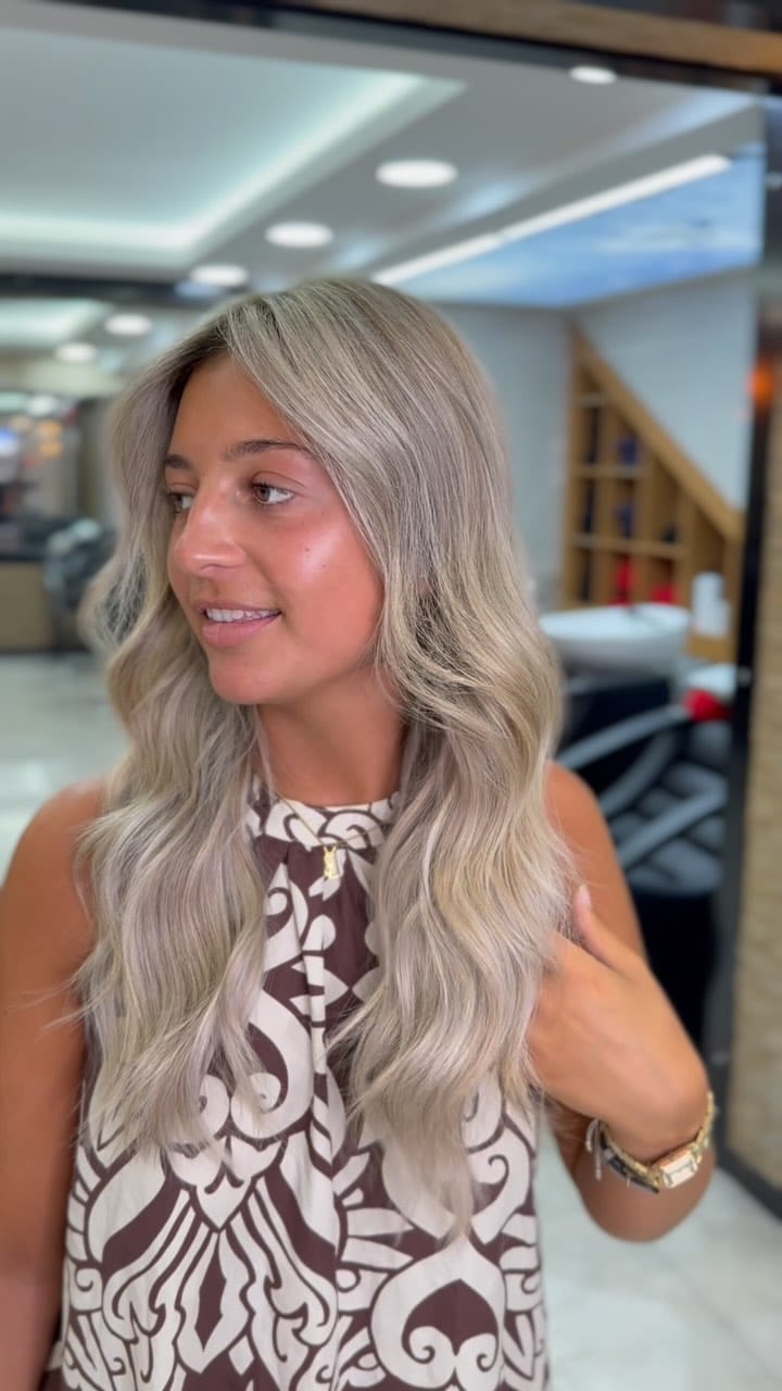 Post 8 by Erdal önal kuaför _makeup on Instagram (video)