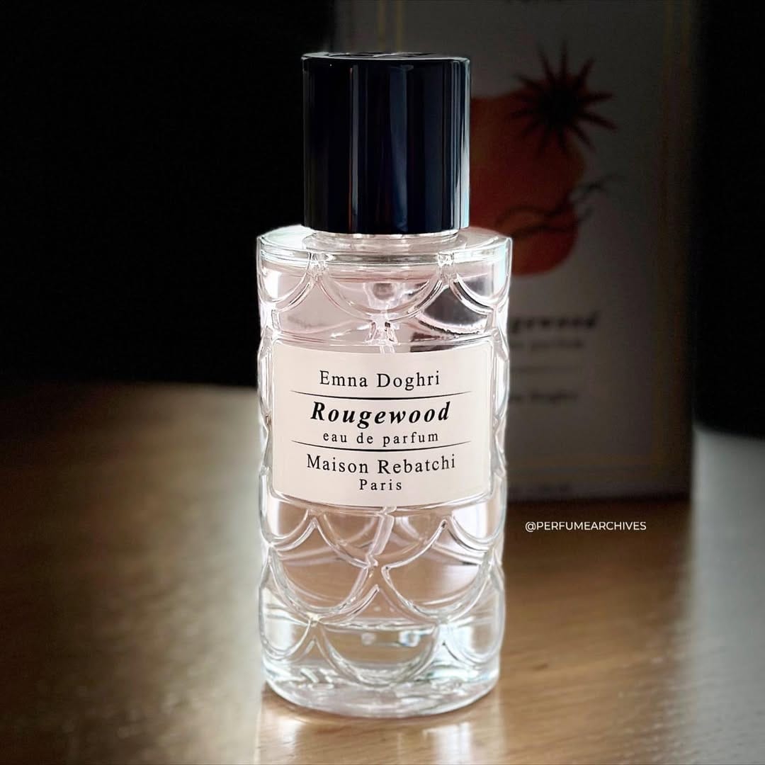 Post 5 by Perfume Archives on Instagram (carousel)