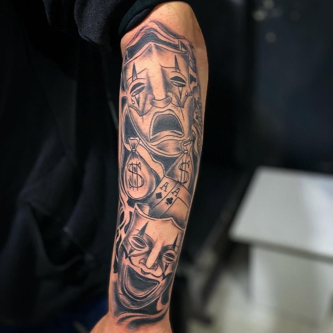 Post 10 by Tattoo King on Instagram (image)