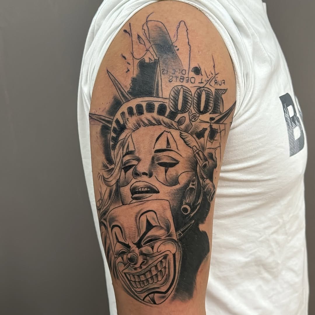 Post 9 by Tattoo King on Instagram (image)