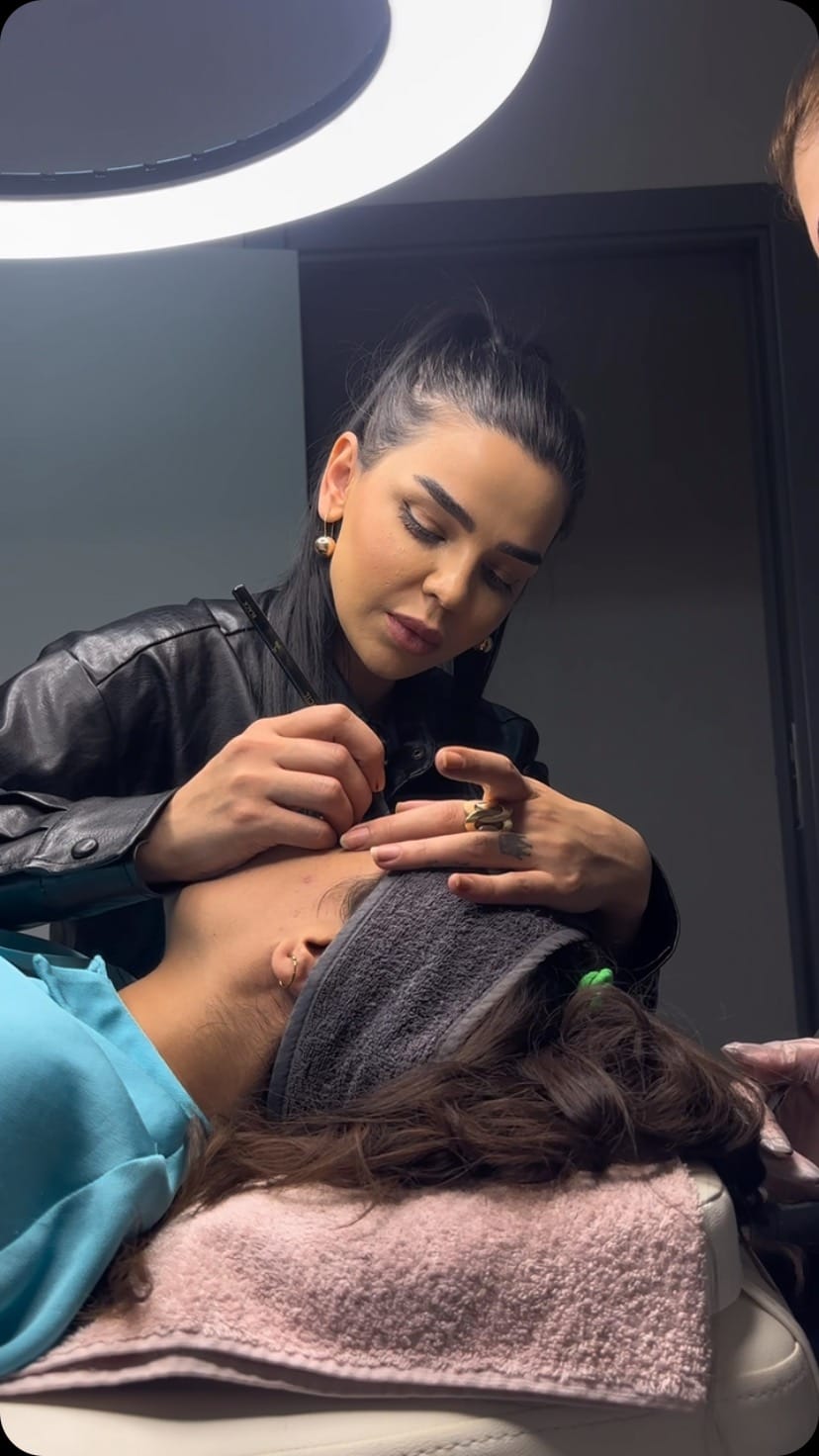 Post 3 by Güzellik salonu | Güzellik Uzmanı | Van Güzellik on Instagram (video)