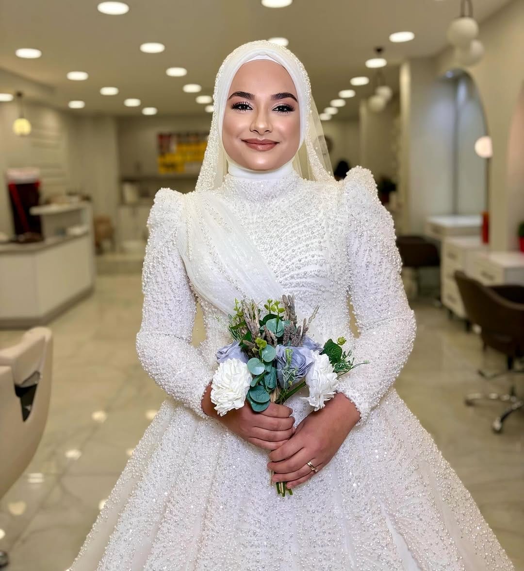 Post 2 by Hanifeönalann on Instagram (image)
