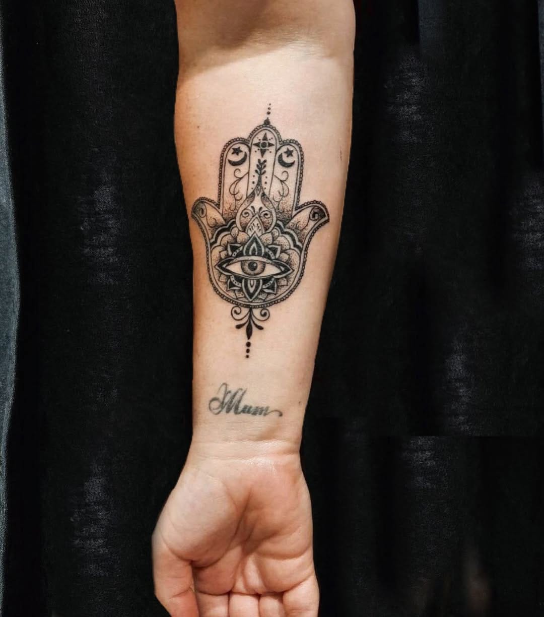 Post 6 by Darmo Tattoo & Art on Instagram (carousel)