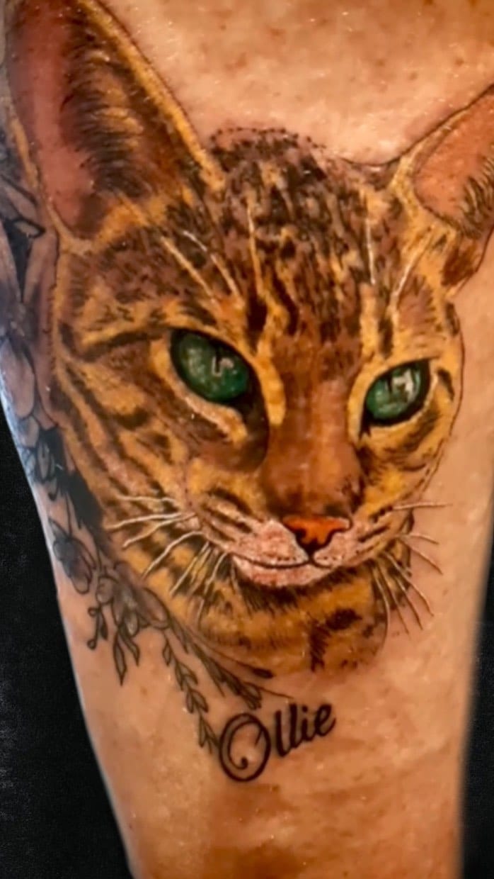 Post 7 by Darmo Tattoo & Art on Instagram (video)