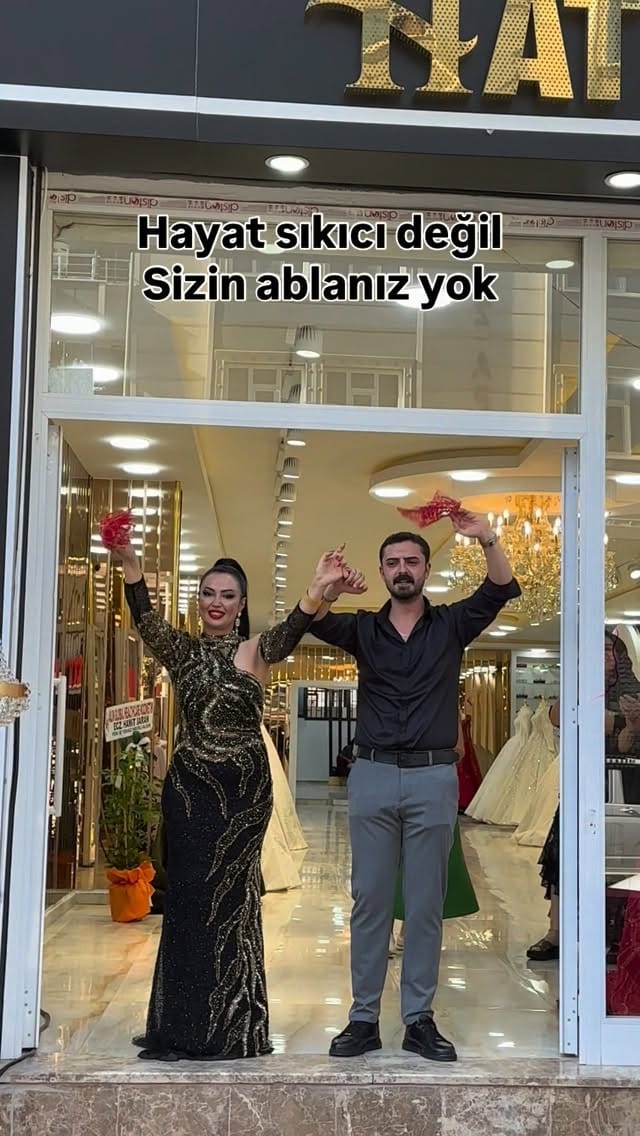 Post 5 by Hatice Gülşen on Instagram (video)