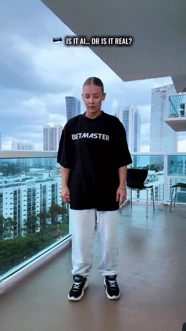 Post 3 by NIKA MARULA | on Instagram (video)