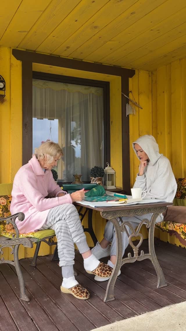 Post 9 by Eileen Lahi on Instagram (video)