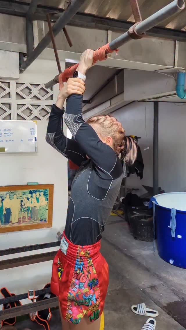 Post 2 by Marie "Snow Leopard" Ruumet on Instagram (video)