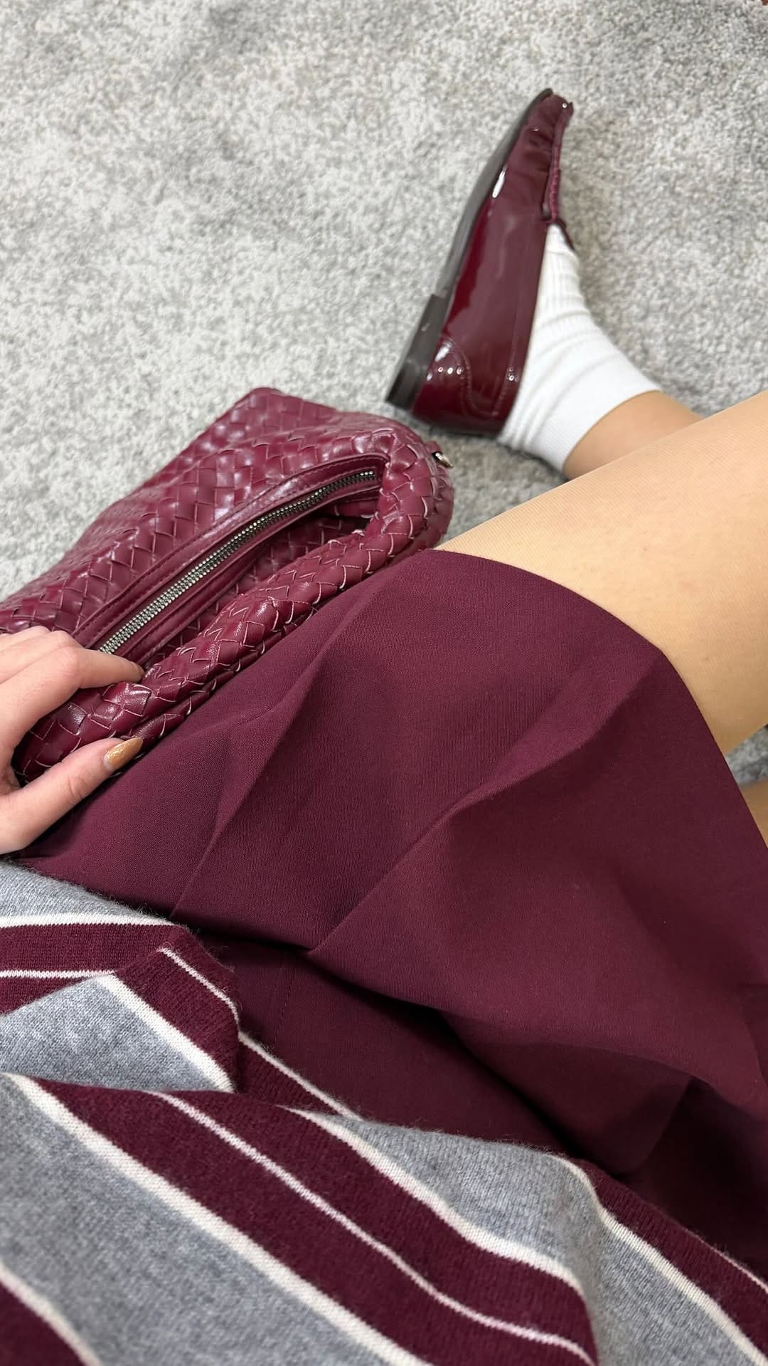 Post 9 by Helena Silva on Instagram (video)