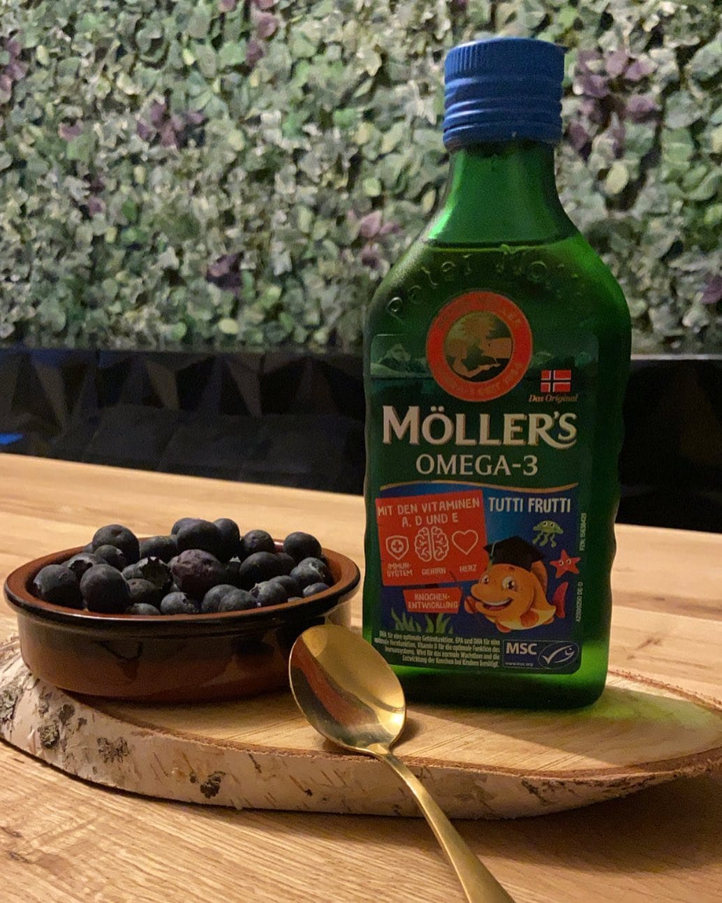 Post 8 by @moellers_de on Instagram (image)