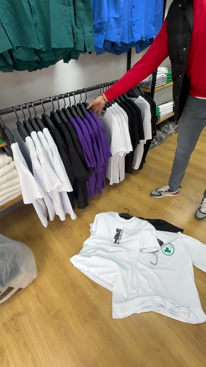 Post 6 by BUFALO CASUAL on Instagram (video)