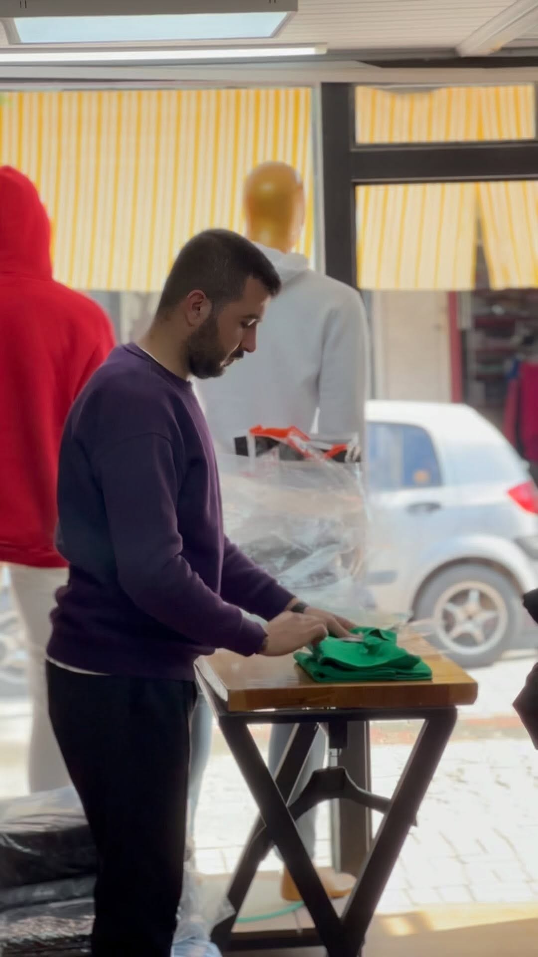 Post 7 by BUFALO CASUAL on Instagram (video)