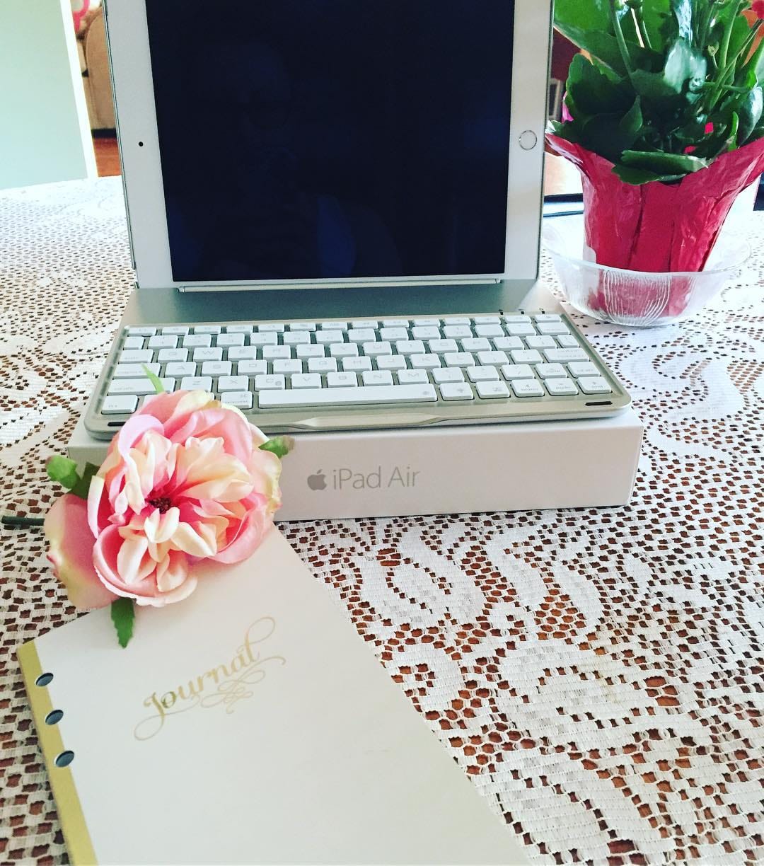Post 10 by Julie Black on Instagram (image)