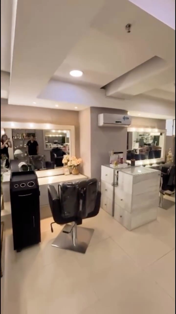 Post 4 by Sweet Doll on Instagram (video)