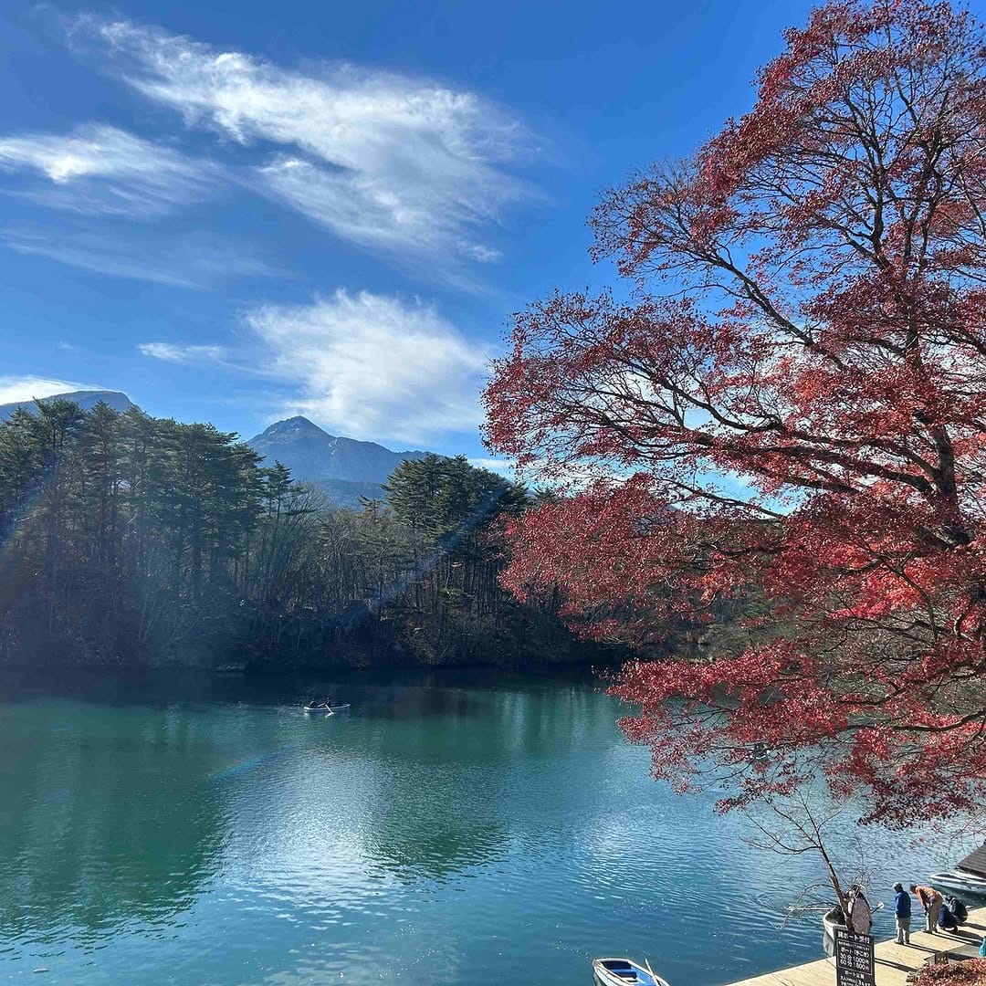 Post 8 by 【公式】裏磐梯観光協会 on Instagram (carousel)