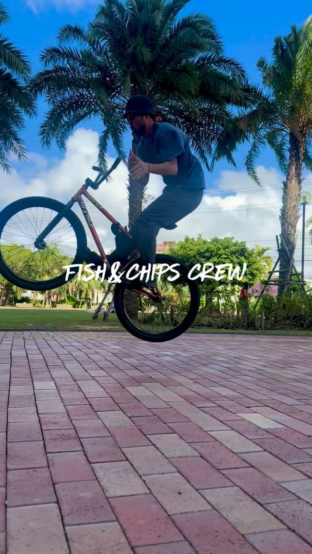 Post 6 by 𝐘𝐒𝐎 on Instagram (video)