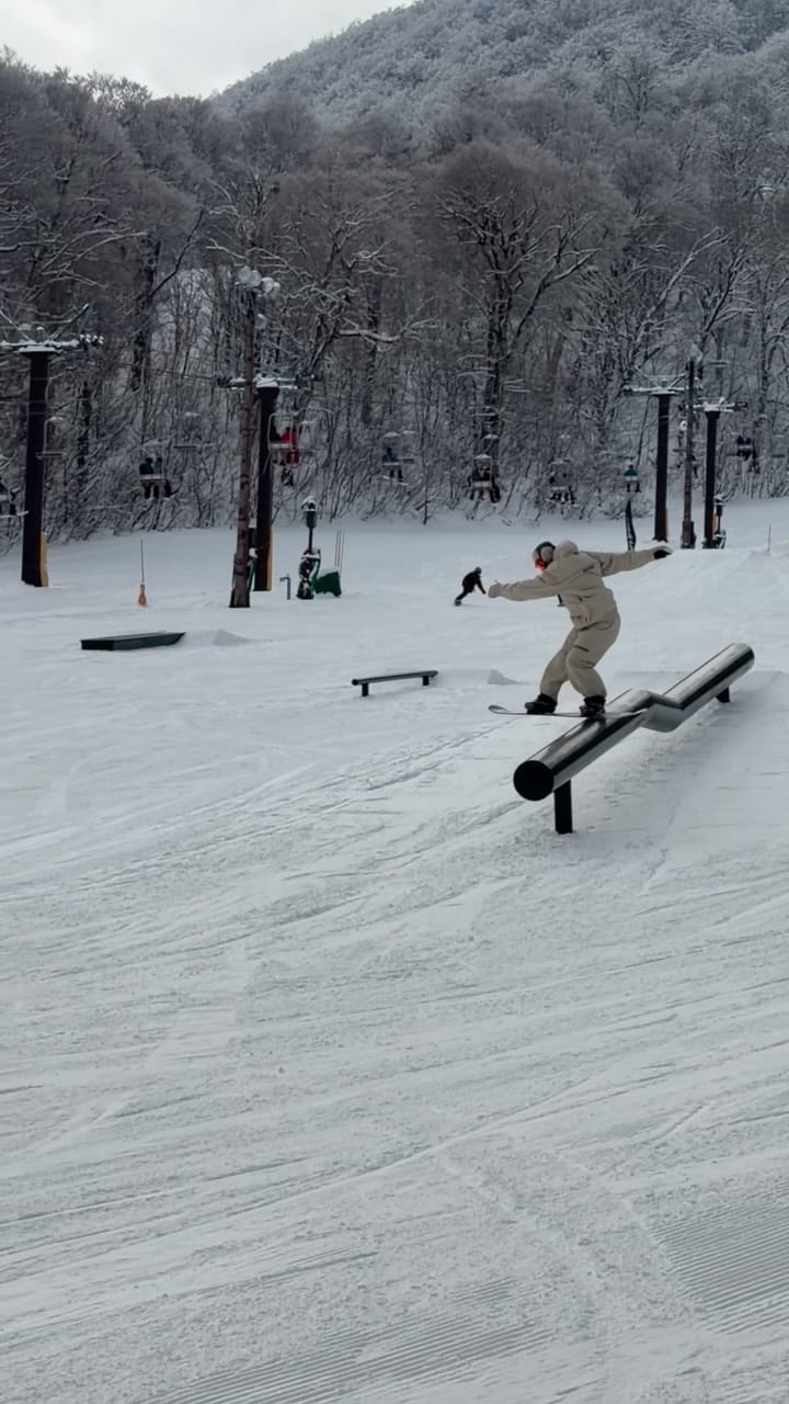 Post 4 by Atsuhiro Suzuki on Instagram (video)
