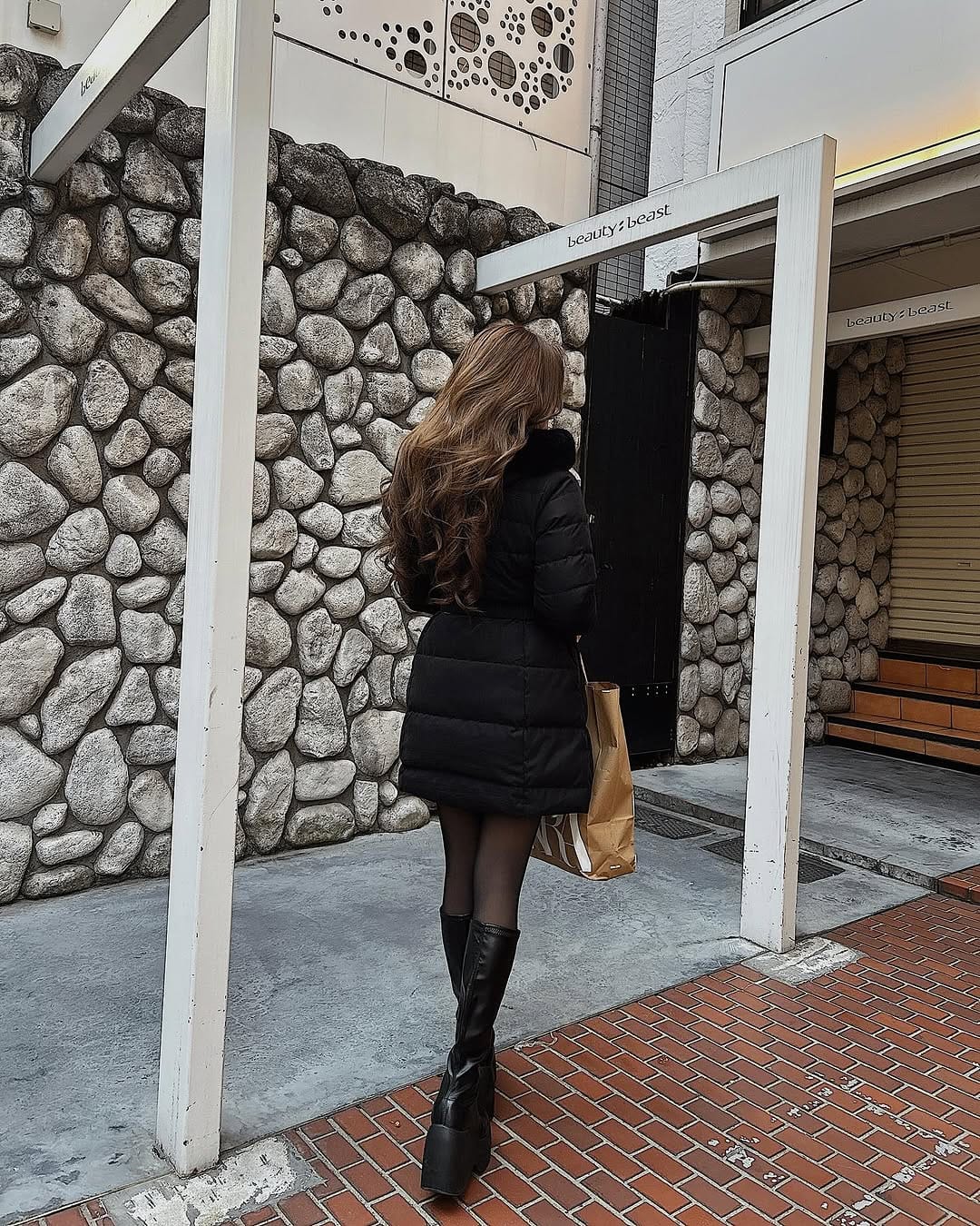Post 10 by 𝐀𝐘𝐀𝐌𝐢.❤︎綺麗め系 | GAL |大人系 | 𝐅𝐚𝐬𝐡𝐢𝐨𝐧 on Instagram (carousel)
