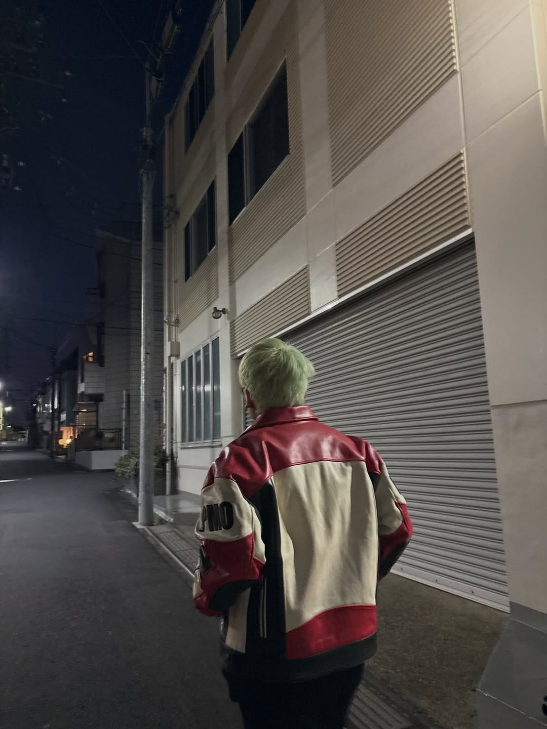 Post 4 by koüki  코우키 on Instagram (carousel)