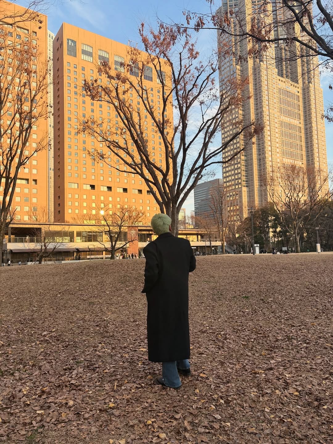 Post 2 by koüki  코우키 on Instagram (carousel)