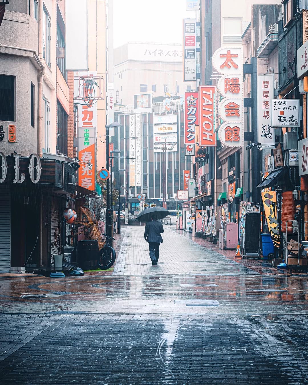 Post 4 by Mai on Instagram (image)