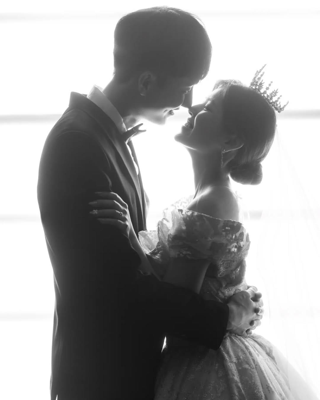 Post 10 by woori(오우리)優里 on Instagram (carousel)