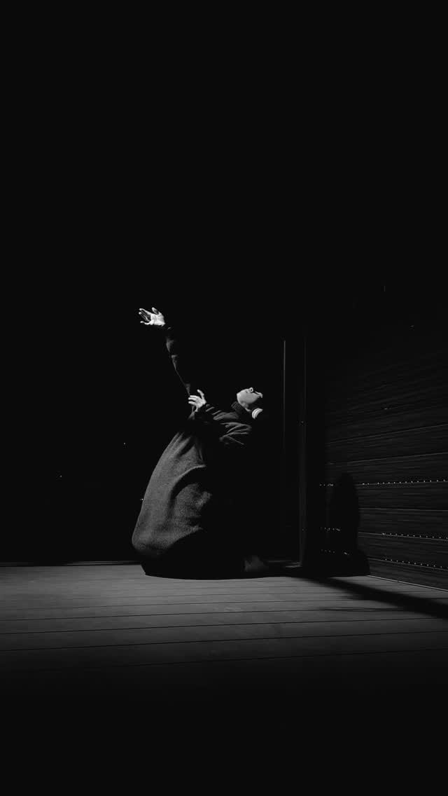 Post 1 by Mizuki Kawabata on Instagram (video)