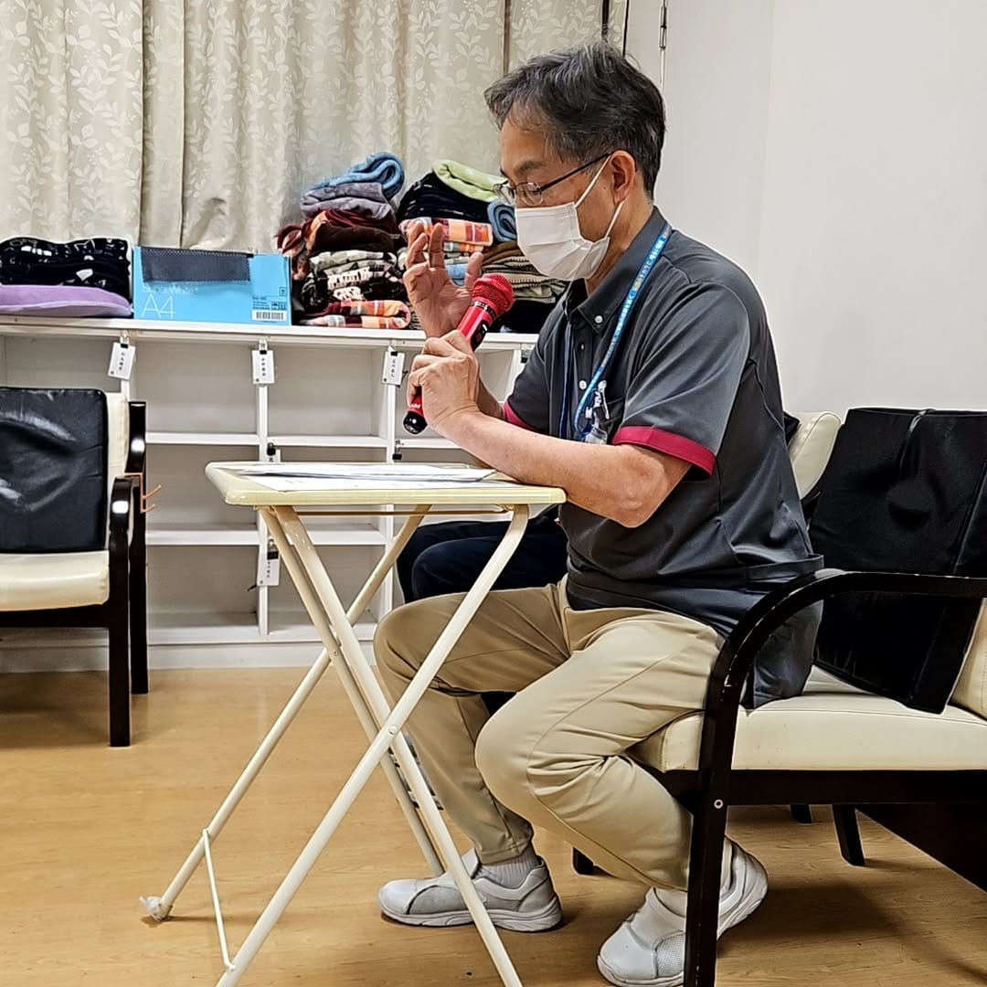 Post 2 by 地域密着型介護老人福祉施設さえずり on Instagram (carousel)